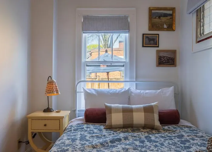 Villa Walkable Designer In Gv Columbus